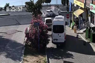 Tekirdağ’da kavşaktaki iki otomobil çarpıştı: 2 ölü, 3 yaralı (2)