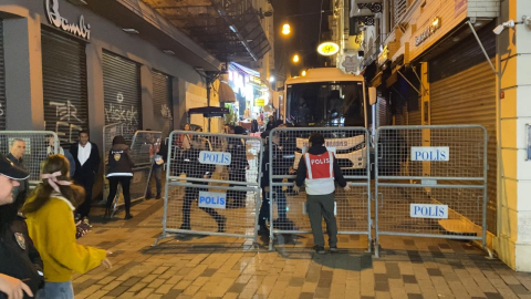 İstanbul-1 Mayıs nedeniyle kapatılan İstiklal Caddesi yaya trafiğine açıldı