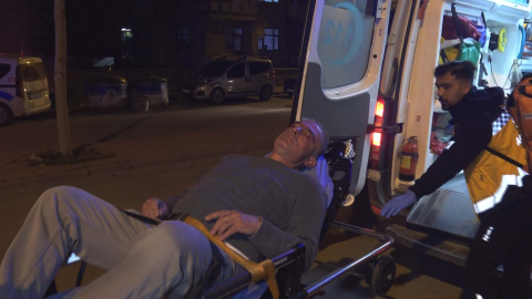 Tartıştığı babasını tüfekle havaya ateş açıp, yüzünden yaraladı