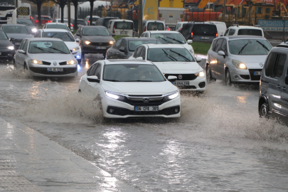 Ankara'da sağanak etkili oldu