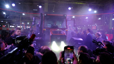 TÜMOSAN 90 Retro serisi traktörünü tanıttı