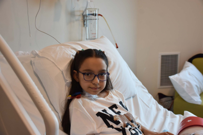 İzmir- Çapraz nakille sağlığına kavuşan Ayşe: Ağrım olmadan 23 Nisan kutlayabileceğim /Video eklendi