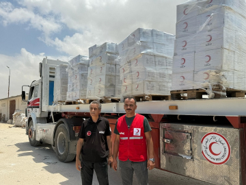 Türk Kızılay’dan Gazze’ye 165 TIR gıda yardımı / Video eklendi