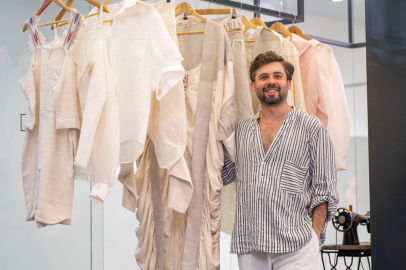 Ünlü modacı genç dokumacılar yetiştiriyor