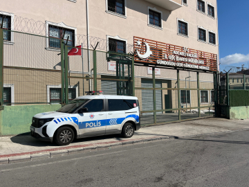 Meslektaşının kazara tabancayla vurduğu jandarma personeli yaralandı