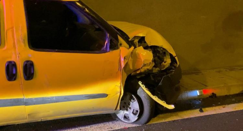 İstanbul - Sultangazi'de Cebeci Tüneli'nde 9 aracın karıştığı zincirleme kaza: 4 yaralı / Ek görüntü - Geniş haber
