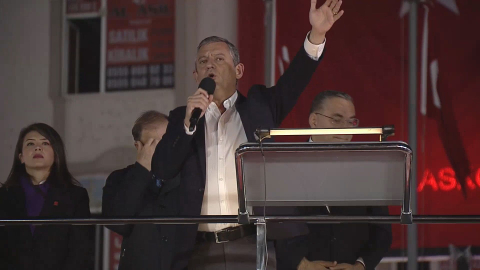 İstanbul - Özgür Özel Esenyurt'ta konuştu