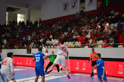 A Milli Erkek Hentbol Takımı, GKRY’yi 35-19 mağlup etti