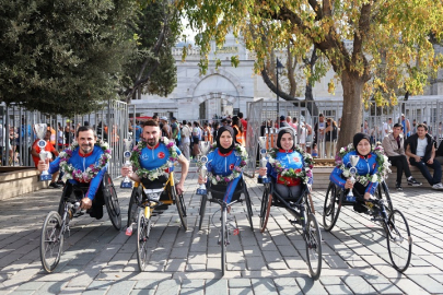 İstanbul Maratonu’nda Bağcılar Belediyesi sporcuları şampiyon oldu