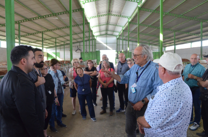 Aksaray- Kanadalı çiftçiler, tarım turizmiyle Aksaray’a geldi /Video eklendi