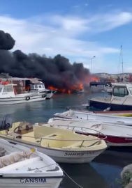 Çeşme'de 7 tekne yandı