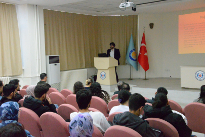 Profesörden hekim adaylarına ‘uyuşturucuyla mücadele’ brifingi