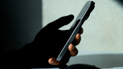 ‘Sosyal medya kullanım süresi yoğunluğu, gençlerde beyin çürümesine yol açıyor’