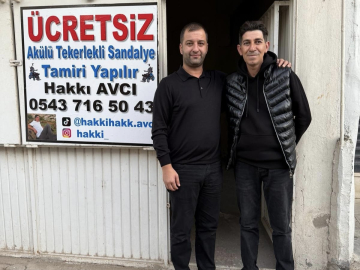 Akülü sandalyeleri ücretsiz tamir eden kişiye iş yeri desteği