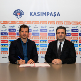 Kasımpaşa, Emre Belözoğlu ile sözleşme imzaladı