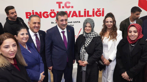 İstanbul - Cumhurbaşkanı Yardımcısı Cevdet Yılmaz, Bingöl Tanıtım Günleri'ne katıldı