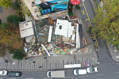 İstanbul - Şişli'de 25 kişinin zehirlendiği restoran yıkıldı