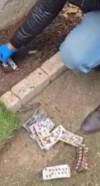 İzmir’de toprağa gömülü uyuşturucu ecza bulundu
