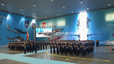 Orgeneral Kadıoğlu, İzmir'de Pilotaj Mezuniyet Töreni'ne katıldı