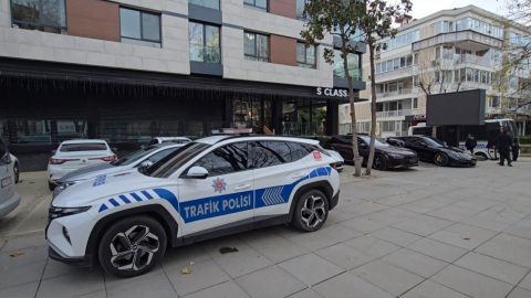 İstanbul- Kadıköy’de oto galerisine 'dolandırıcılık' operasyonu