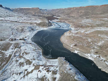 Baraj gölünün yüzeyi dondu / Ek fotoğraflar
