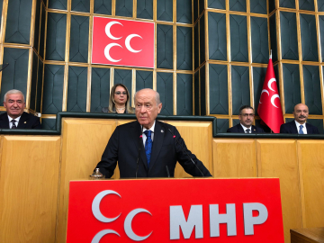 Bahçeli: Dünya, ABD dayatmasına karşı ayağa kalkmalıdır