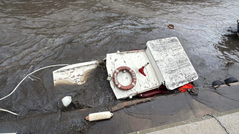 Bodrum'da tekneler suya gömüldü, yelkenli karaya oturdu