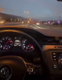 Otomobili ile hız yapan sürücü gözaltında