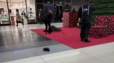 İstanbul - Şişli’de AVM’de 2'nci kattan düşen Sezer hayatını kaybetti