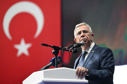 Mansur Yavaş: Ankara'da trafik sıkışıklığının nedeni AVM'lerin önü