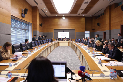 Komisyonda sunum yapan Prof. Dr. Gönültaş: Aileye bağlılık düştükçe çocukların suça karışma düzeyi artıyor