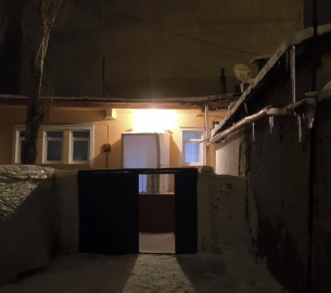 Kars'ta aynı aileden 4 kişi, sobadan sızan gazdan zehirlendi