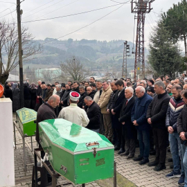 Otomobil, TIR'a çarptı: 2 ölü, 1 yaralı (3)