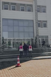 Çanakkale'de 16 kaçak göçmen yakalandı, 1 organizatör tutuklandı