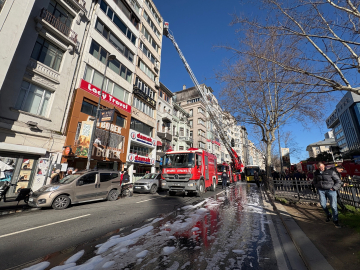 İstanbul- Şişli’de restoranın bacasında çıkan yangın söndürüldü