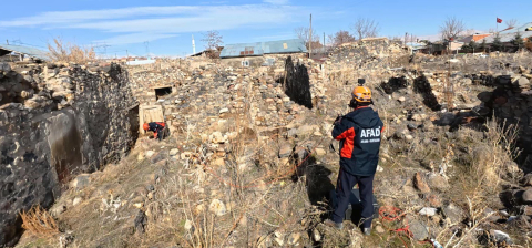 Erzurum'da 23 kurumun katılımı ile tatbikat; kış şartlarında çöken çatı enkazındaki yaralılar kurtarıldı/Ek fotoğraflar
