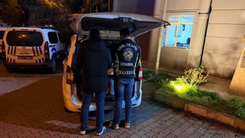 İstanbul- Beylikdüzü'nde trafikte kavga kamerada: 2 sürücüye 6 bin 230 lira ceza