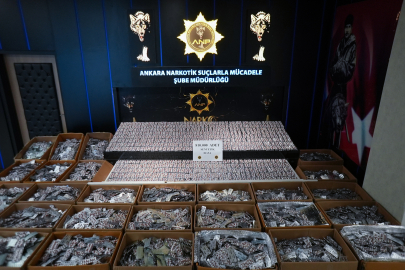 Ankara'da 810 bin uyuşturucu hap ele geçirildi: 2 tutuklama