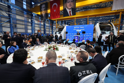 Bakan Uraloğlu: Demiryolu ağımızı 2053 yılına kadar, 28 bin 590 kilometreye yükseltmeyi planladık (2)