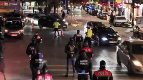 İstanbul - Avcılar'da huzur uygulaması; 25 sürücüye 646 bin lira ceza