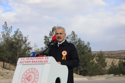 Bakan Uraloğlu: Barış, itidal ve diyalog önceliğimiz