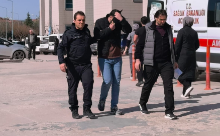 El freni çekilmeyen otomobilin çarptığı Öykü toprağa verildi: Dedeleri bayram hediyesi alacakmış (2)