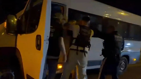 İzmir'de 1,3 ton uyuşturucu madde ele geçirildi