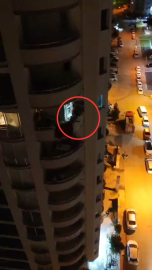 Annesiyle tartıştı, evi ve kendisini yakacağını söyledi; 3 saatte ikna edildi