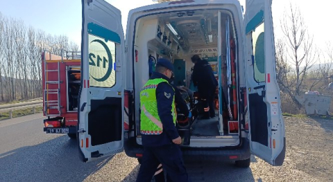 Otomobil, TIR’a arkadan çarptı: 1 yaralı