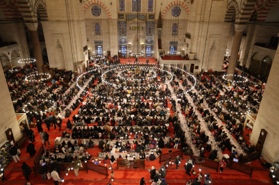 Süleymaniye Camii’nde ‘Çocuk İftarı Programı’ yapıldı