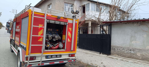 Yangında dumandan etkilenen çiftten kadın öldü, eşi hastaneye kaldırıldı