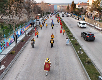 Çanakkale'ye yürüyen '57'nci Alay' korteji, Edirne'ye ulaştı