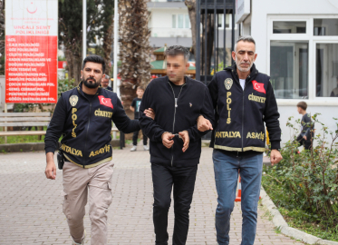 'Park yeri' tartışmasında market çalışanını öldüren şüpheli yakalandı