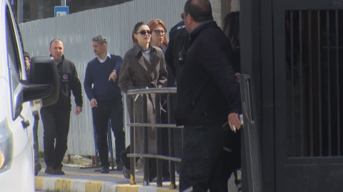 İstanbul - ‘Uyuşturucu’ soruşturmasında Hande Erçel Adli Tıp Kurumu’nda / Görüntü ve fotoğraf